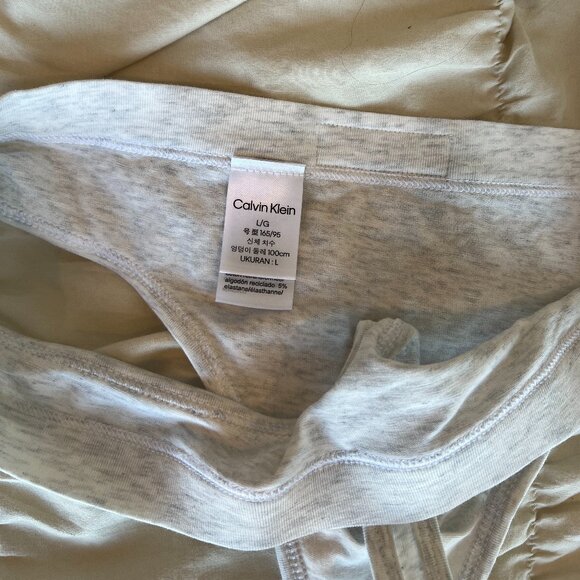Calvin Klein Comfort Cotton Stretch Thongs - Picture 2 of 2